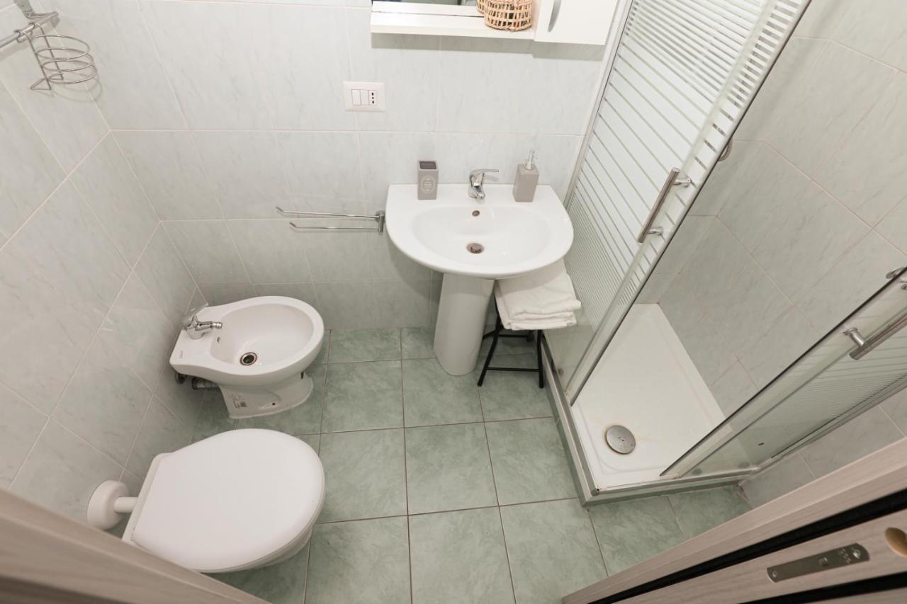 Affittacamere "San Martino Rooms" 热那亚 外观 照片