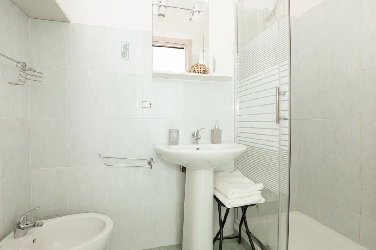 Affittacamere "San Martino Rooms" 热那亚 外观 照片